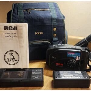 RCA AutoShot Palmcorder/Camcorder CC6151 Bundle FOR PARTS PLEASE READ & See Pic